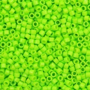 Miyuki kralen delica's 11/0 Duracoat opaque dyed kiwi green DB-2121