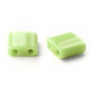 Miyuki kralen tila 5x5mm Opaque luster chartreuse green TL-439