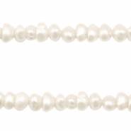 BQ Zoetwaterparels verticaal rijggat 5mm Natural white