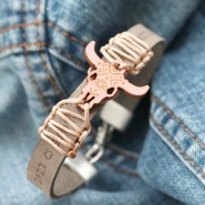 Sieraden maken: Armband met houten bull hanger ♡ DIY 