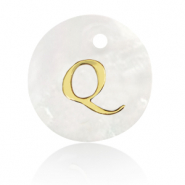 Schelp hangers specials letter Q Gold-white (natuurlijke kleur)