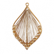 Gehaakte hanger met macramé draad en facetkraaltjes druppel Gold-metallic champagne