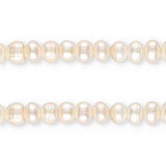 TQ zoetwaterparels plat rond 7x6mm Natural white