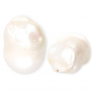 TQ zoetwaterparels irregular Natural white