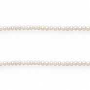 Imperfecte zoetwaterparels rond 3mm Natural white