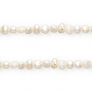 Imperfecte zoetwaterparels nugget 6-8mm Naturel white