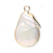 Imperfecte zoetwaterparels bedel asymmetric drop Gold-Natural white