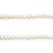 Imperfecte zoetwaterparels rond 7-8mm Natural white