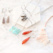 Inspiratiesets Oorbellen en kettingen met natuurlijke look!