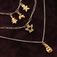 Inspiratiesets Maak hippe sieraden met DQ metalen en houten hangers