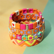 Inspiratiesets Zo ontwerp je een zomerse collectie armbanden met tile beads