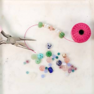 Nieuw New in! Natuursteen kralen bloem