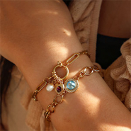 Nieuw Preciosa flatbacks en rvs settings 