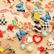 Inspiratiesets Maak een funky collectie met metalen kralen en bedels