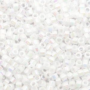 Miyuki kralen delica's 11/0 White pearl AB