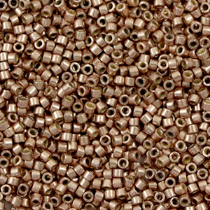 Miyuki kralen delica's 11/0 Duracoat galvanized champagne DB-2504