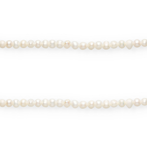 Imperfecte zoetwaterparels rond 4mm Natural white