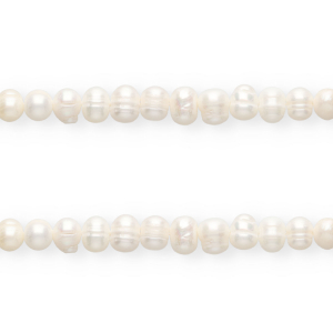 Imperfecte zoetwaterparels rond 7-8mm Natural white