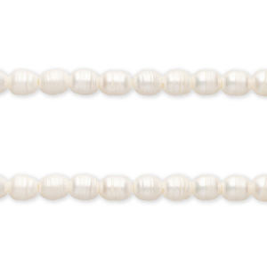 Imperfecte zoetwaterparels rice 12x10mm Natural white