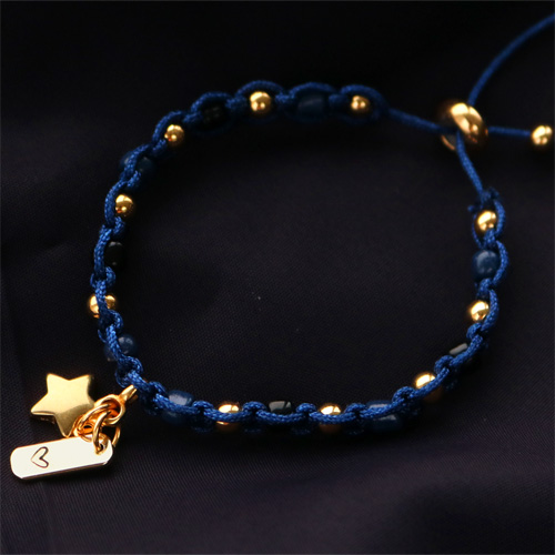 Maak feestelijke armbandjes met onze nieuwe collectie DQ metaal!