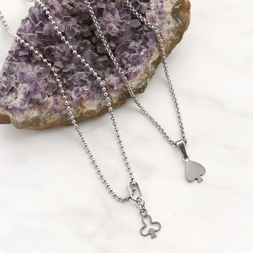  Oorbellen en kettingen met stainless steel onderdelen en de leukste bedels