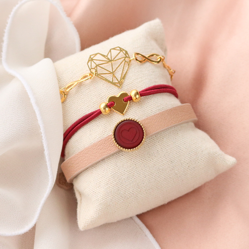 Zet je dierbaren in het zonnetje! >> bekijk hier onze Valentijn items 