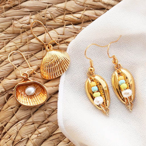 Deze sieraden maak je met het populaire DQ metaal: