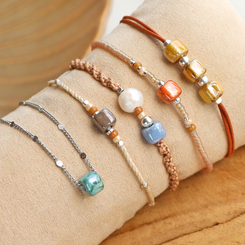 Inspiratie set voor het maken van stijlvolle sieraden met DQ Grieks keramiek kralen cubes