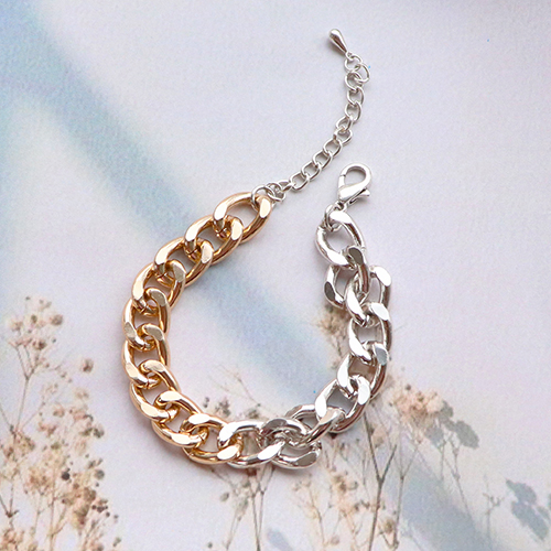 Maak je eigen collectie sieraden met deze DQ metalen onderdelen