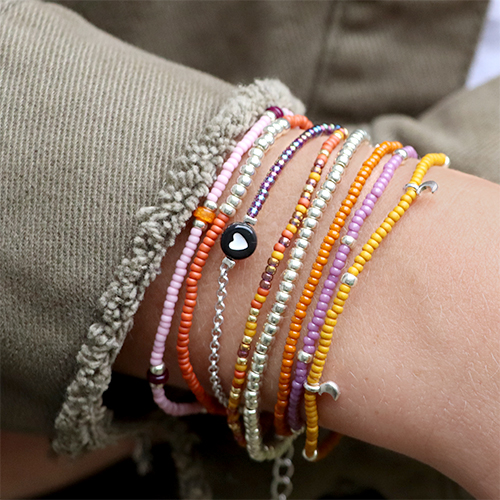 Ga aan de slag met deze kleurrijke Miyuki rocailles kralen