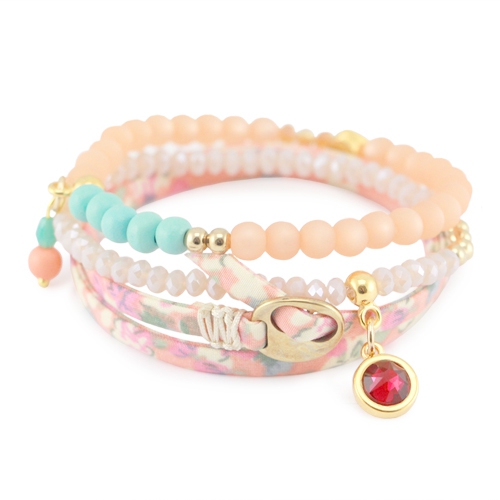 Leuke armbanden gemaakt met trendy plat koord