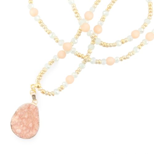 Prachtige sieraden met nieuwe half edelsteen hangers