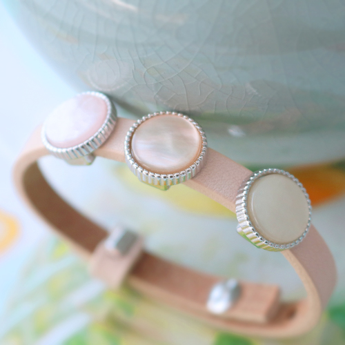 Combineer trendy artikelen voor sieraden en cre&euml;er een frisse fashion look!