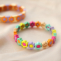 Get creative met tile beads voor de mooiste armbanden