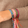 Cre&euml;er feestelijke armbandjes en cadeaus met BY31&reg; lint & belletjes