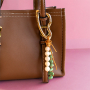 Statement sieraden maken met grote metalen sloten