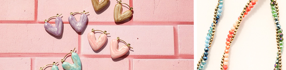 Nieuw! Ketting met facet kralen en hartjes oorbellen